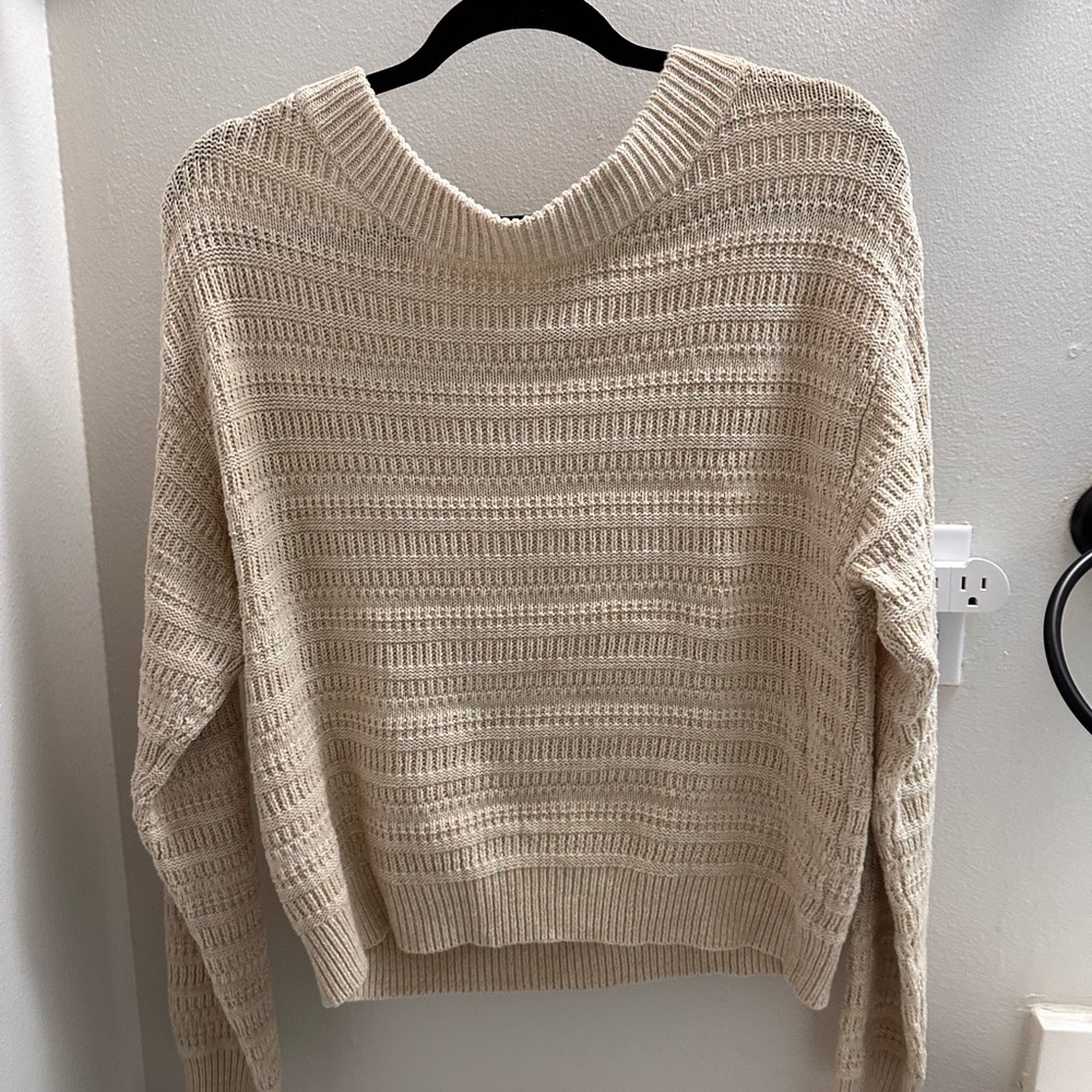 Universal Thread Cream Open-Weave V-Neck Sweater